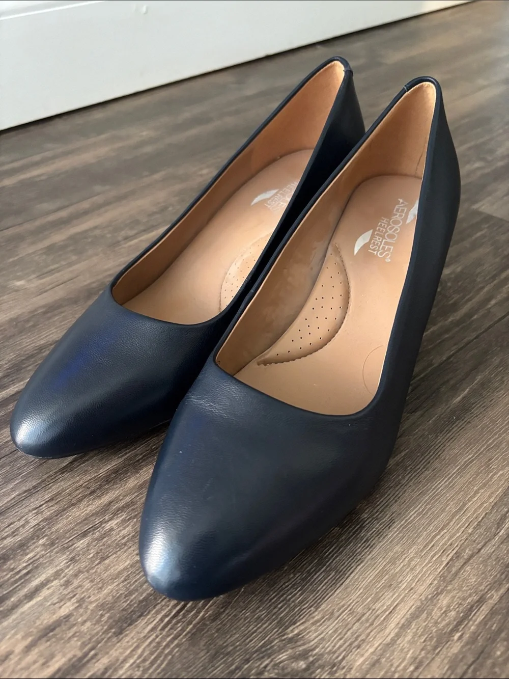 Aerosoles Inner Circle Pumps Women's 9.5 Navy Blue Leather Block Heel